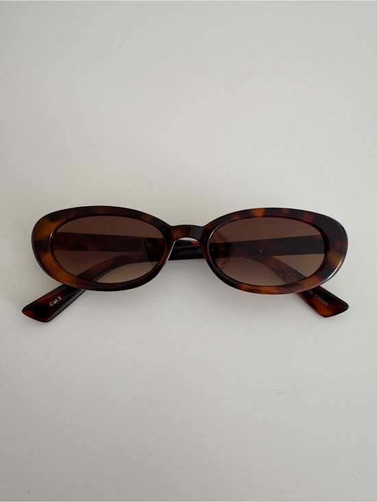 Glassons Accessories - Glassons Tortoiseshell Oval Sunglasses - Brown